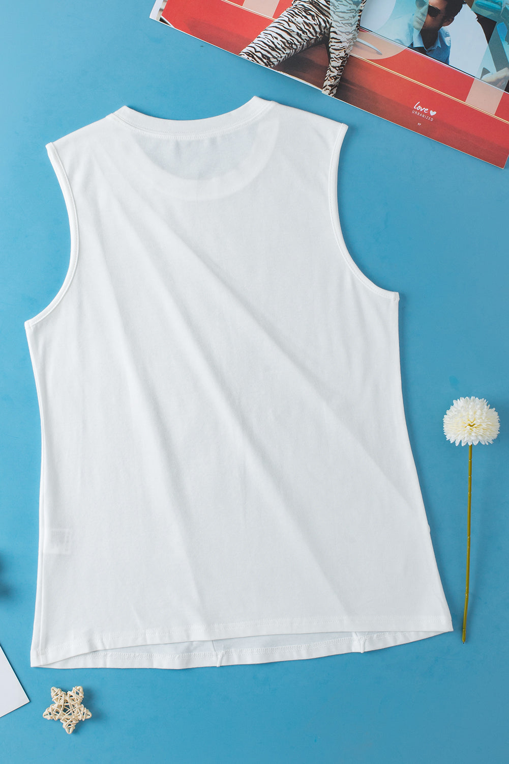 White Solid Color Crew Neck Pleated Tank Top