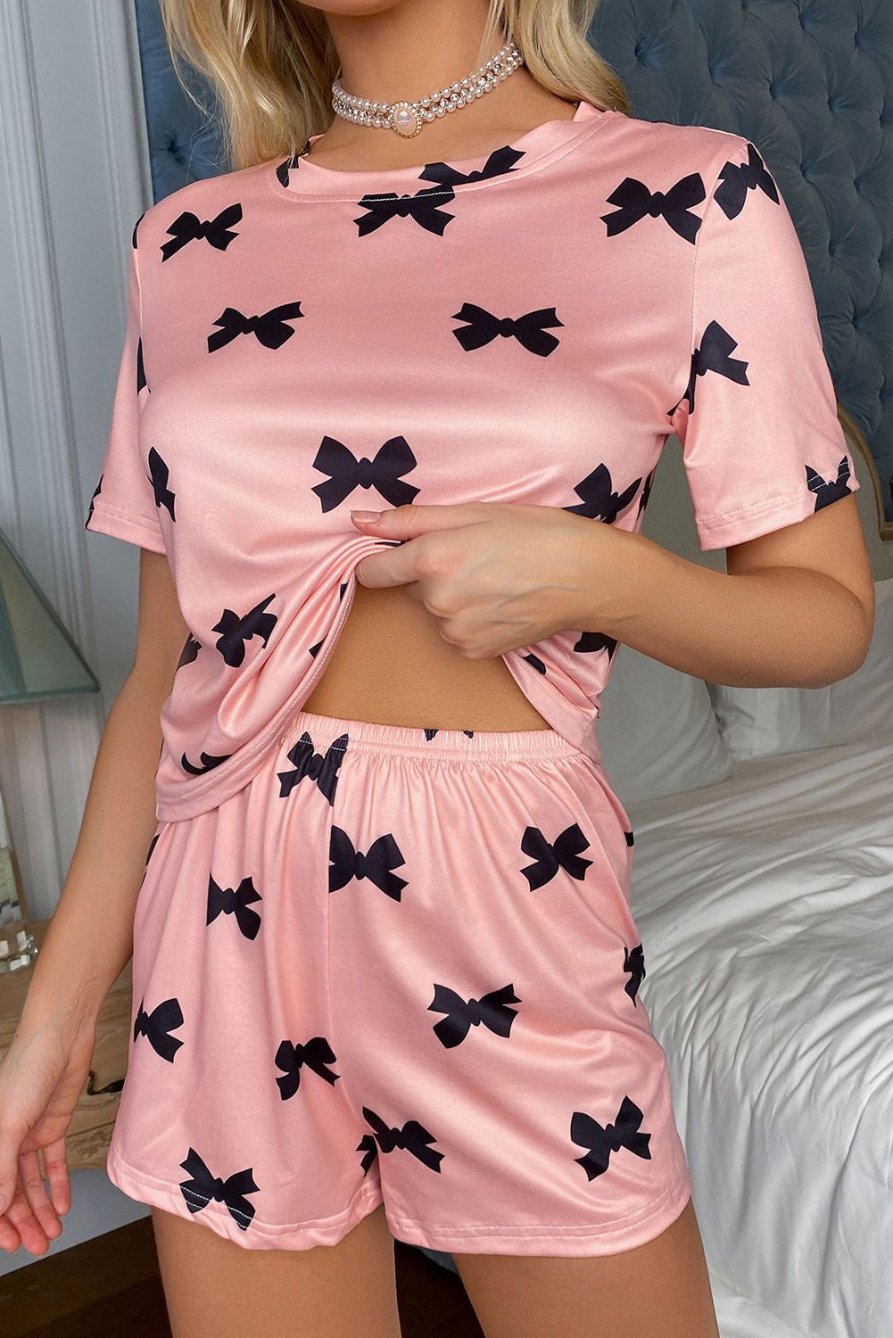 Pink Allover Bow Print Pockets Cropped Pajama Set